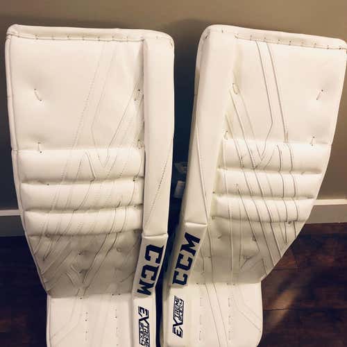 White Senior 34" + 1 Extreme Flex 4 Pro Goalie Leg Pads Pro Stock