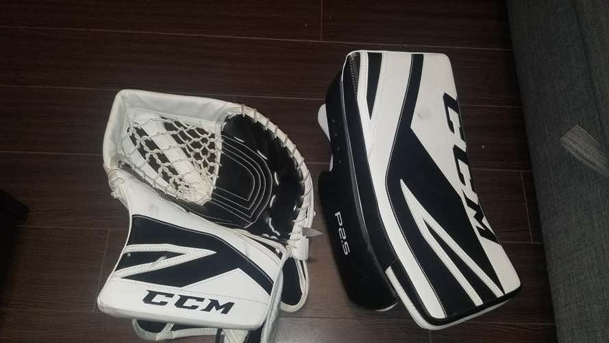 White and black Senior CCM Regular P2.5
