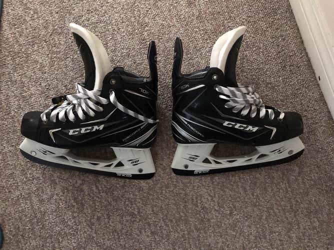 Senior RibCor 70K Hockey Skates EE (Extra Wide)  Size 8