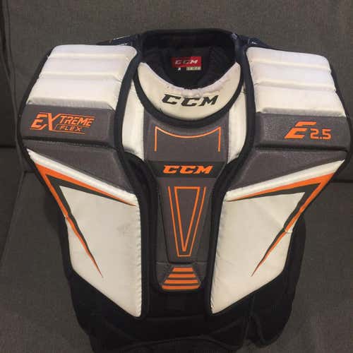 Junior Small Extreme Flex Shield II Goalie Chest Protector