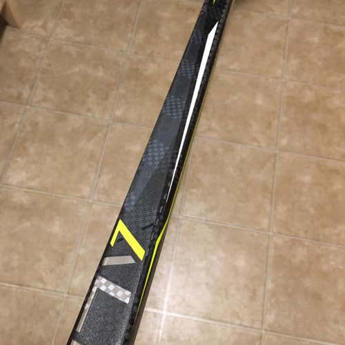 Broken Alpha Qx Stick Shaft