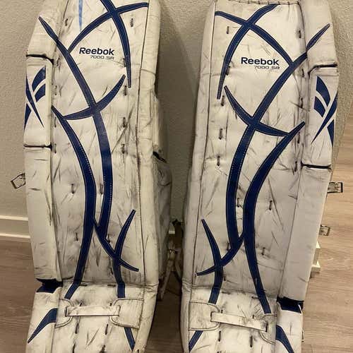 Reebok 35" + 1 7k Senior Goalie Leg Pads