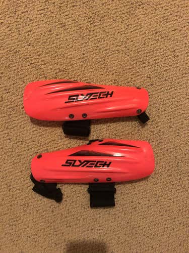 Slytech Forearm Guards New Medium/Large Slytech