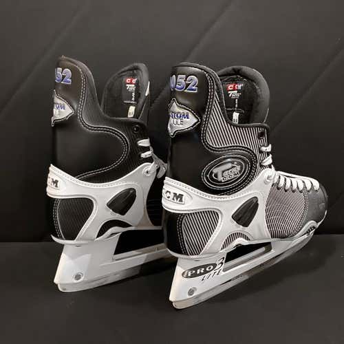 NEW! CCM Tacks 1052 (Original) Hockey Skates Size 8D