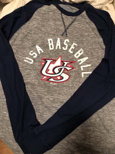 Majestic USA Baseball (Large) Long Sleeve Shirt