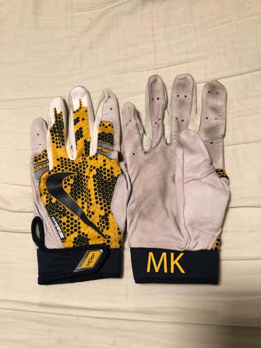 Matt Kemp Pro Issue Nike Batting Gloves (Large) Padres (Navy/Yellow)