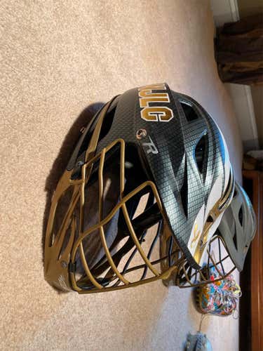 Player R Helmet
