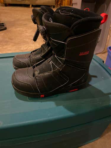 Men's 9.0 (Women's 10) Salomon Snowboard Boots