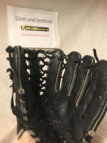 Black Mizuno Right Handed Professional model Softball Glove 12"