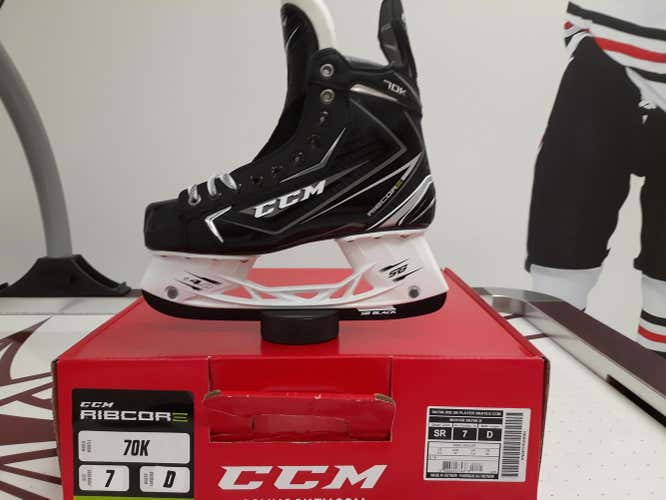 New Senior CCM RibCor 70K Hockey Skates D&R (Regular) Size 7