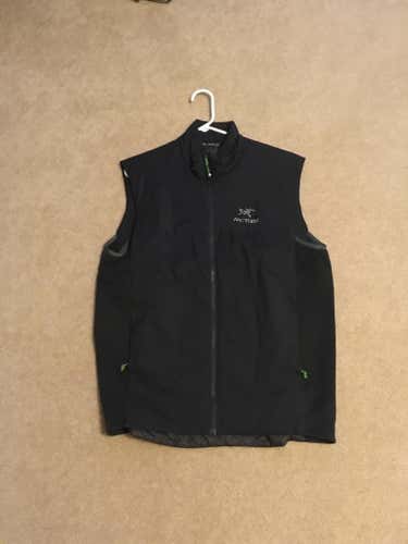 Men's Large Arc'teryx Vest