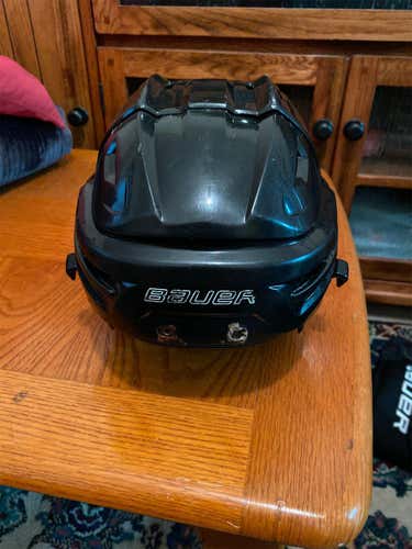 Black  Medium Re-Akt 100 Helmet