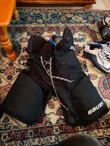 Black Senior Medium Nexus 800 Hockey Pants
