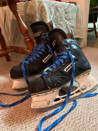 Senior Supreme Hockey Skates D&R (Regular)  Size 8.5