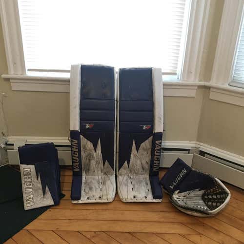 Blue Senior 34" V7 XF 34+3 Pulse Graphic Goalie Full Set Pro Stock
