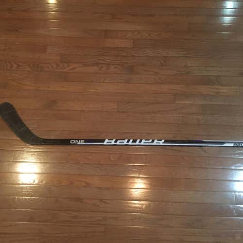 Bauer Supreme One30 RH Senior Stick