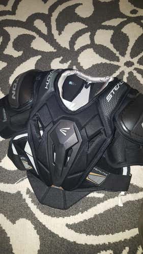 Senior Medium Easton Stealth C9.0 Shoulder Pads