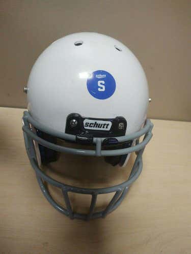 Schutt AIR Standard VI White Football Helmet w Ropo Small 797800