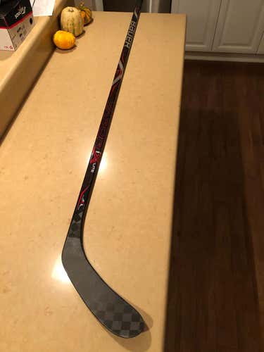 Brand NEW Bauer Vapor 1X Lite Grip Hockey Stick - Senior 87 Flex