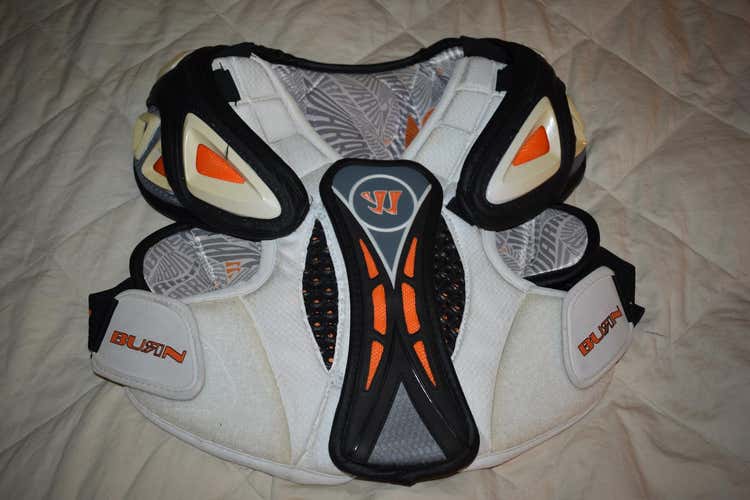 Warrior Burn Hitman Shoulder Pads, Medium