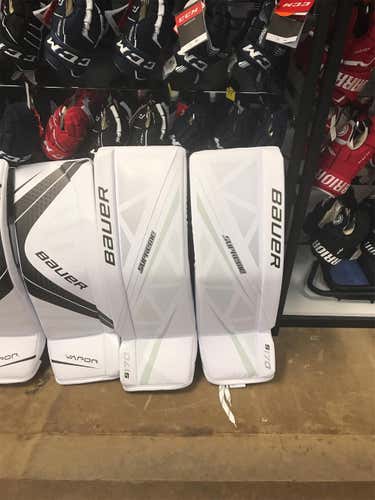 New Senior L / 35" Supreme S170 Goalie Leg Pads