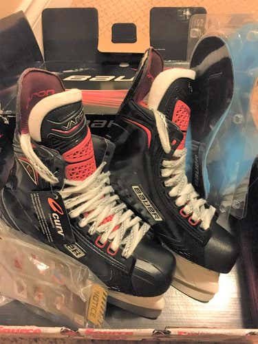 NEW Bauer Vapor 1X  Skates D Size 7 ...BUY NOW For CHRISTMAS