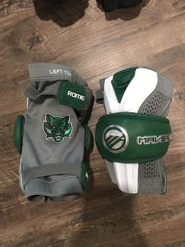 New Large Maverik Rome Arm Pads