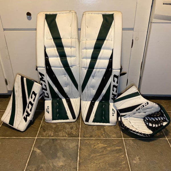 Senior 34”+1 “CCM Regular Extreme Flex III Goalie Full Set