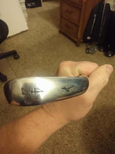 Men's Mizuno Right Handed 4 iron MP - Fli Hi Stiff Flex Steel Shaft