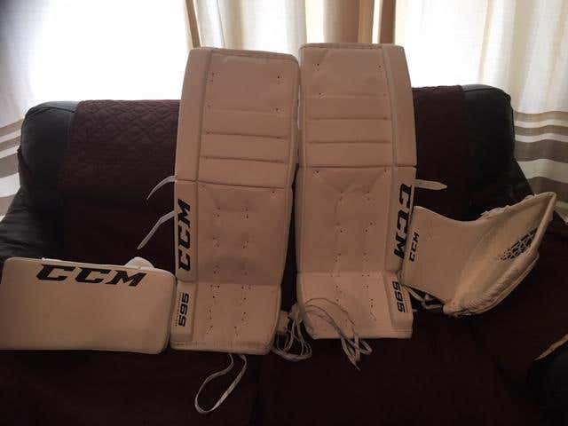 White New Senior 32" + 1" CCM Regular Goalie Full Set