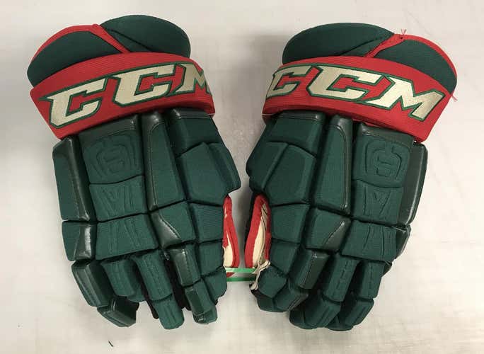 BUNDLE! CCM Helmet and Gloves 5962/9529/4018