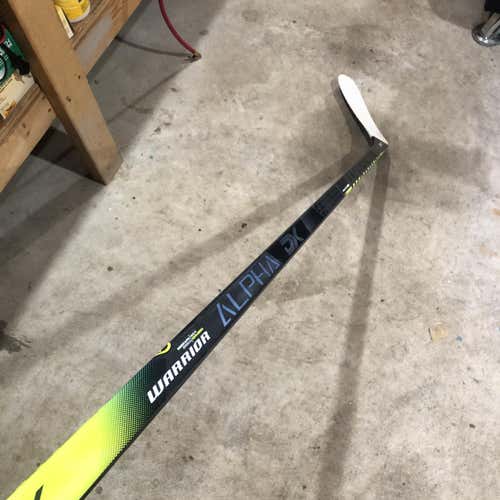 Senior Alpha DX Hockey Stick Mid Pro Stock