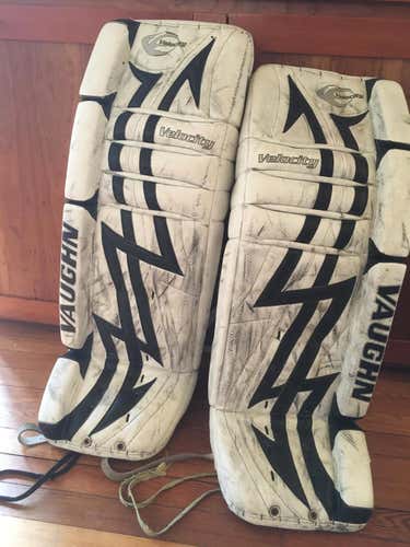 White Senior 35" Vaughn 7500 Goalie Leg Pads Pro Stock