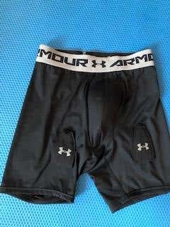 New Under Armour Compression Shorts W/Guard  Black Mens Small