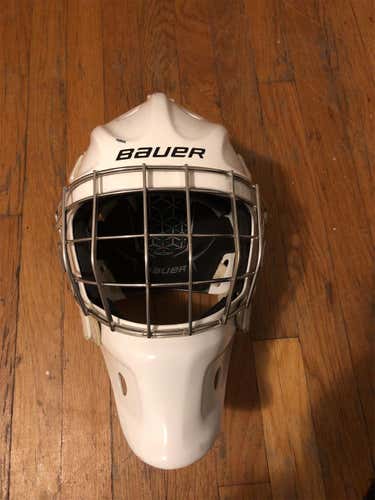 White Senior NME 9 Goalie Mask