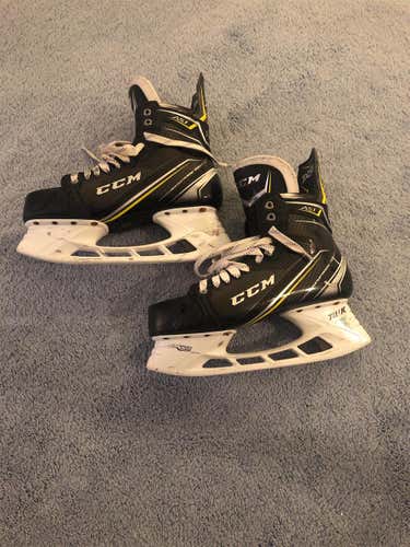 CCM Super Tacks AS1 Hockey Skates Size 10 ECHL
