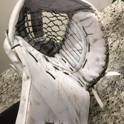 White Senior Supreme 2S Pro  Pro Stock