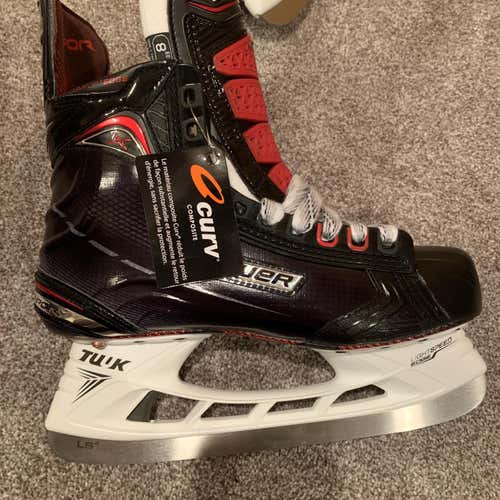 BRAND NEW Bauer Senior Vapor 1X Hockey Skates EE (Extra Wide) Size 8