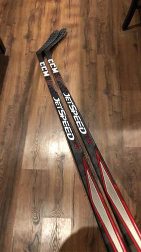 2 pack - CCM Jetspeed FT2 RH 85 Flex P28
