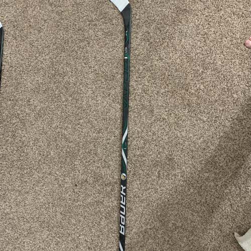 Intermediate Vapor 1X Lite Hockey Stick Pro Stock BSU1