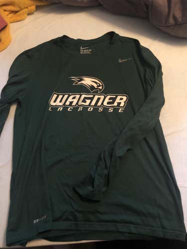 Large Wagner College Lacrosse Shooting Shirt