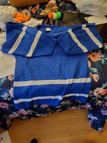 Blue New Adult Men's Medium Jersey