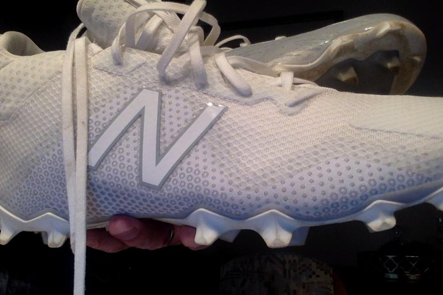 White Adult Men's 11 (Women's 12) Molded Cleats New Balance