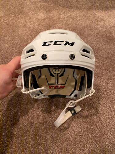 White  Medium CCM Helmet