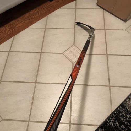 Senior Vapor ADV Hockey Stick Mid