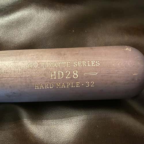 High School/College  Wood Bat (-3) 29 oz 32"