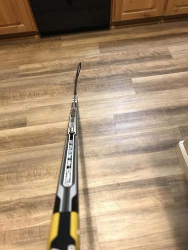 New Senior Bauer Left Handed Hockey Stick Mid