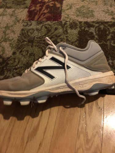 Gray Adult Men's 11 (Women's 12) Molded Cleats New Balance Low Cut