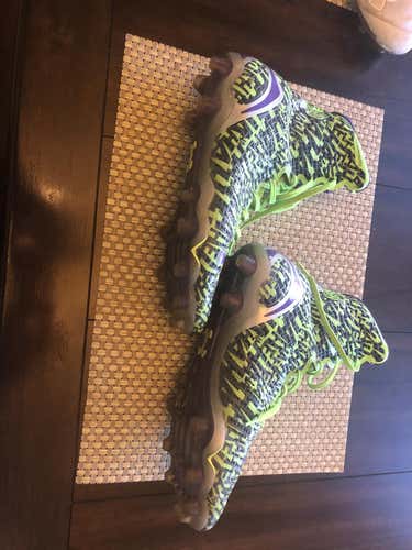 Green Joker Adult Men's 10 (Women's 11) Molded Cleats Under Armour Cleats