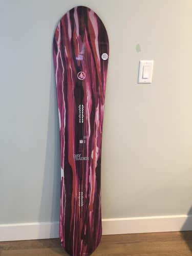 Women's Burton Daytrader Snowboard Powder With Bindings Medium Flex Directional